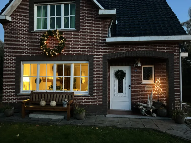 straightfrom.be - huis in kerstsfeer