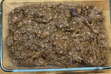 Ovenschaal met zelfgemaakt stoofvlees, Belgisch recept - straightfrom.be