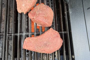 Vlees op de grill